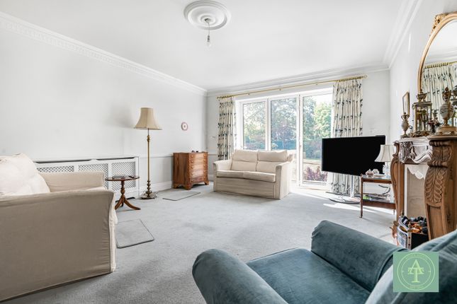 1a Branscombe Gardens, LONDON photo 3