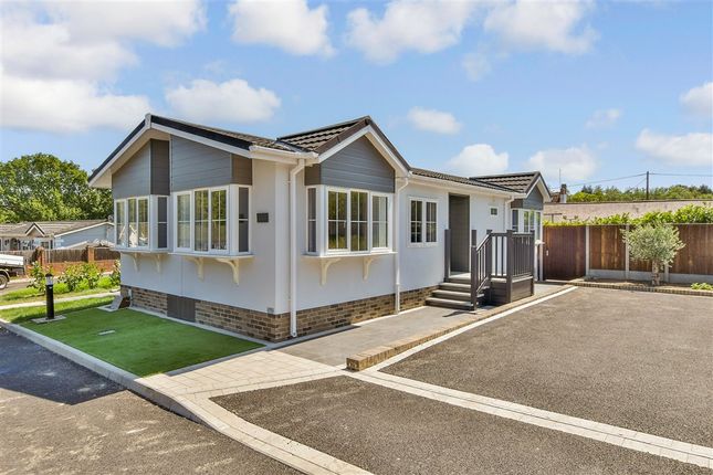 2-bed caravan on London Road Dunkirk, Faversham, £230,000
