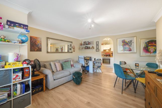 Flat 1, Waterdell Place, Rickmansworth photo 2