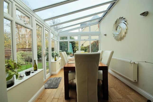 4, Castanum Court, Cheltenham photo 5