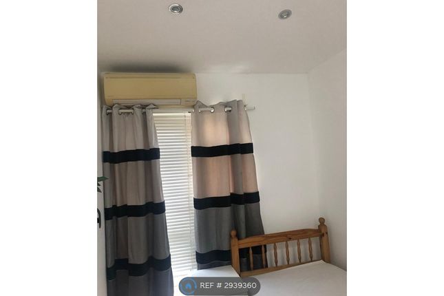 Fernside Avenue, London photo 3