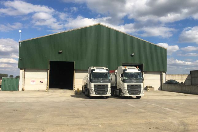 Warehouse to let in East Cowick, Goole