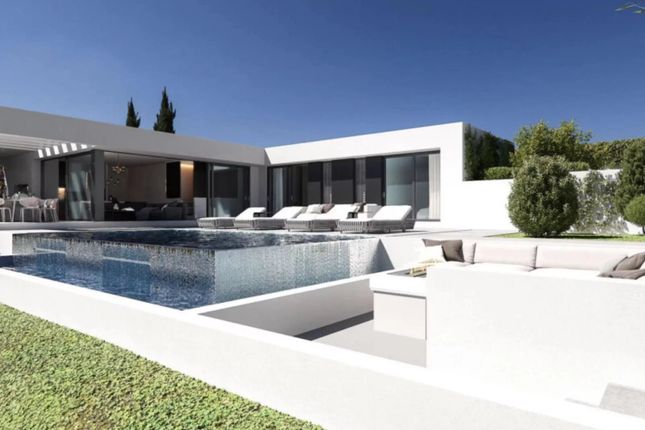 Villa for sale in Davgata, 28100, Greece