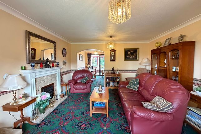 22 Amberleigh Close, Warrington photo 3