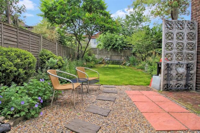 8, Lauriston Road, Brighton photo 4