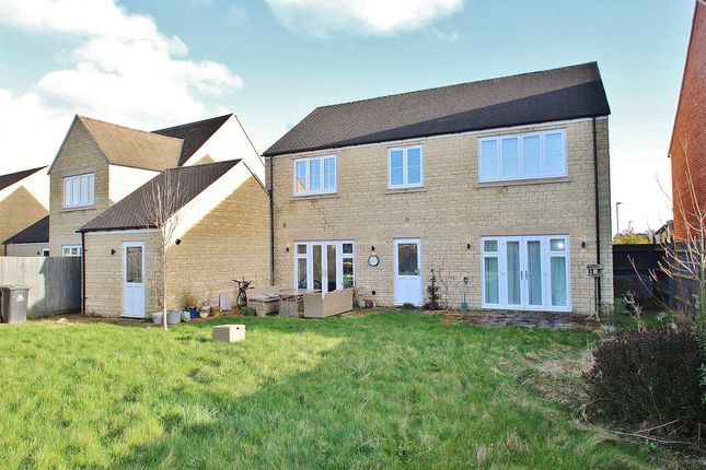 23, Norridge Way, Long Hanborough photo 4