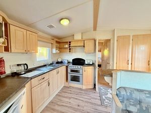 Breydon Water Holiday Park, Butt Ln, Great Yarmouth photo 3