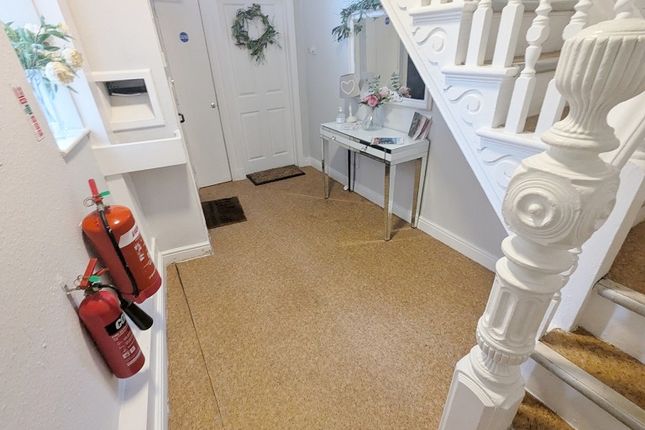 flat 4 55, Esplanade Avenue, Porthcawl photo 3
