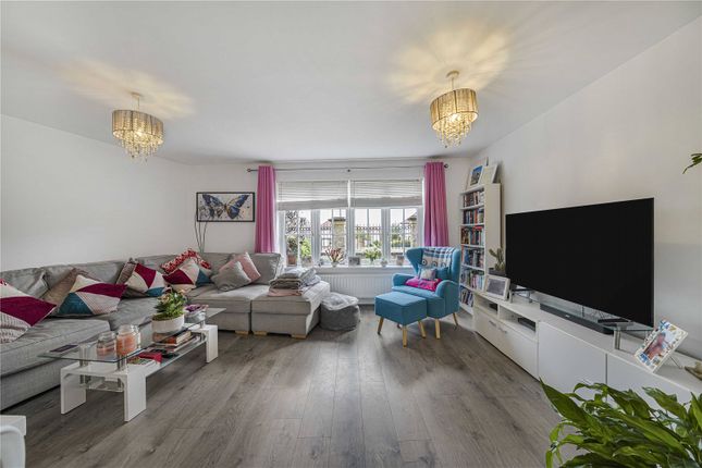 11 Saltwood House,, Candy Dene, Ebbsfleet Valley photo 2