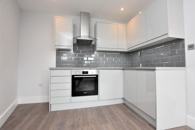 Thumbnail Flat to rent in Wells Road, Knowle, Bristol