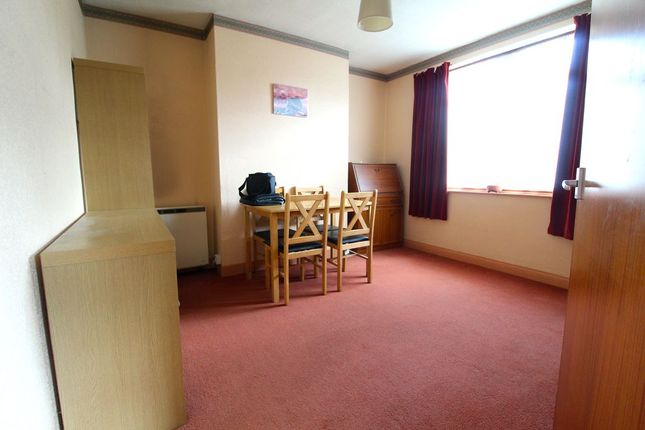 21, Mackie Avenue, Bristol photo 3