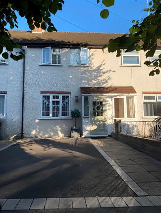 Thumbnail Terraced house for sale in Woburn Avenue, Purley