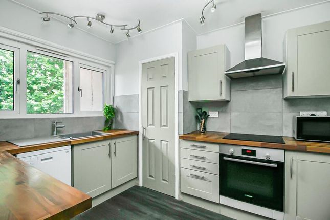 283, Western Way, Western Way, Hertfordshire, photo 4