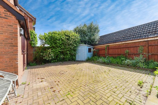 Detached house for sale in The Beaneside, Watton At Stone, Hertford