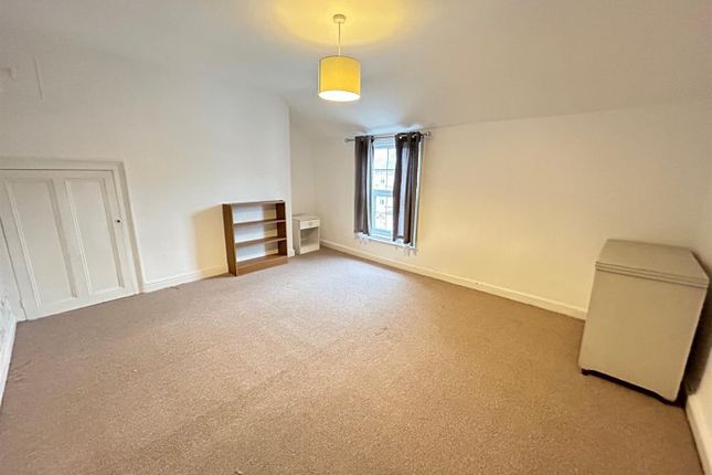 Terraced house to rent in Falsgrave Road, Scarborough