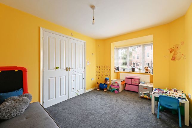 12, Hetton Drive, Chesterfield photo 4