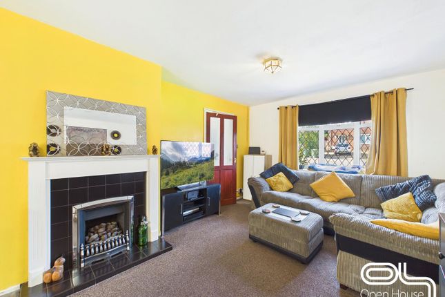 73, Clarion Way, Cannock photo 2