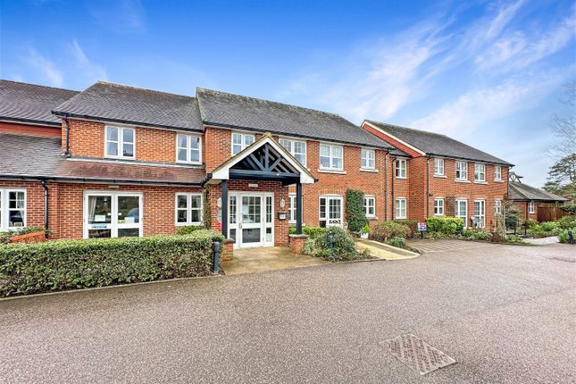 Thumbnail Flat for sale in Stewart Court, Epping