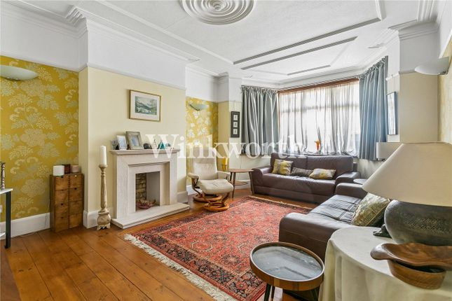 55, Broomfield Avenue, London photo 4