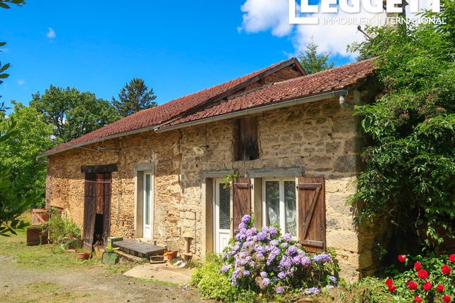 Villa for sale in Bujaleuf, Haute-Vienne, Nouvelle-Aquitaine