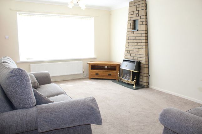 8, Iona Close, Tibshelf photo 2