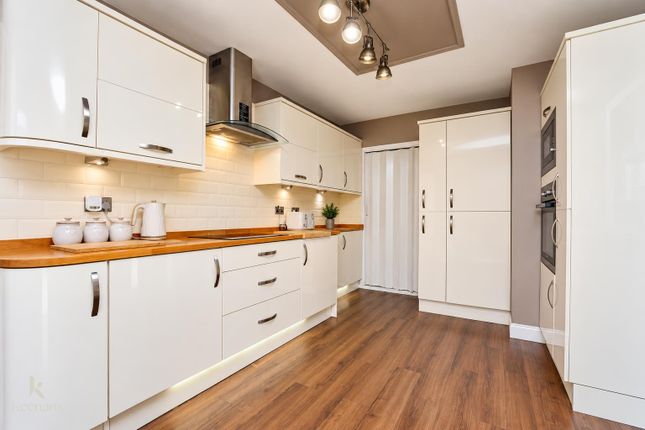 18, Townley Street, Colne photo 4