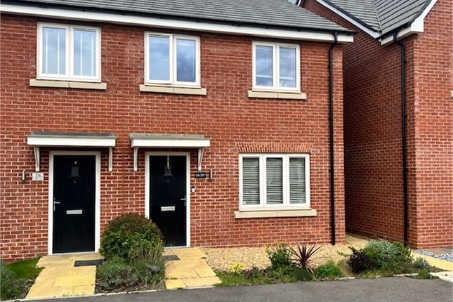 Semi-detached house for sale in Flaxley Lane, Middlebeck, Newark, Nottinghamshire.