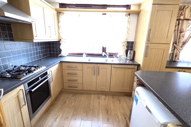 19, Bucksburn Walk, Leicester photo 4