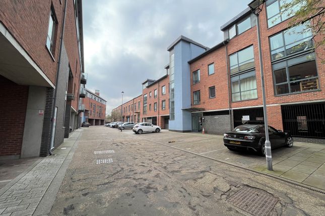Flat 17, 1, Marshall Street, West Yorkshire, United Kingdom photo 2