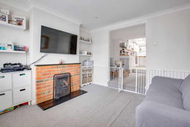 Terraced house for sale in Wycombe Lane, Wooburn Green