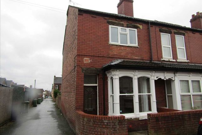 Thumbnail End terrace house to rent in King Edward Street, Scunthorpe
