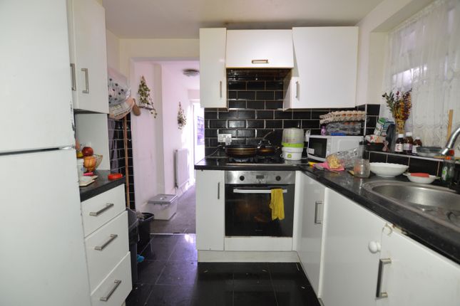 61, Falcon Street, London photo 4