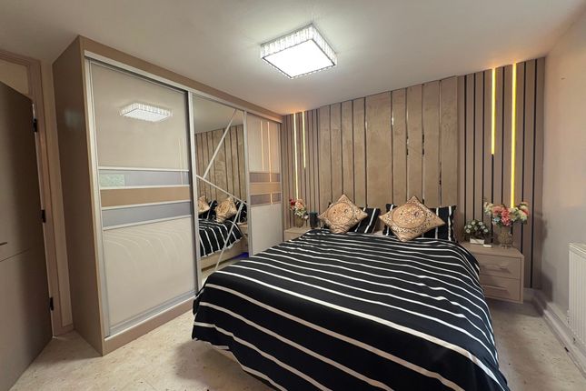 38 Convent Way, Southall photo 3