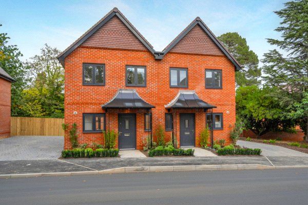 2-bed semi-detached on Alderhurst, Egham, £560,000