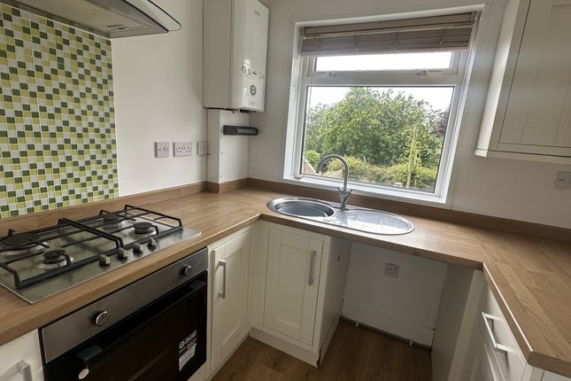 80, Vicarage Gardens, St Budeaux photo 2