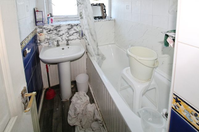115, Godstow Road, London photo 5