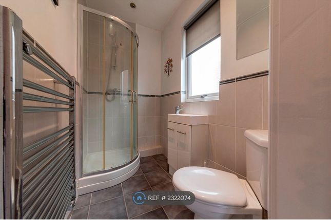 En Suite 1