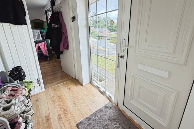 10, Briarwood Drive, Cardiff photo 4