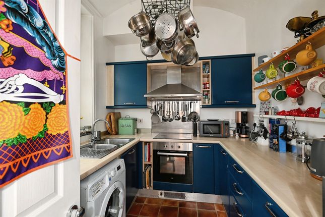 28, Queens House, Maidstone photo 3