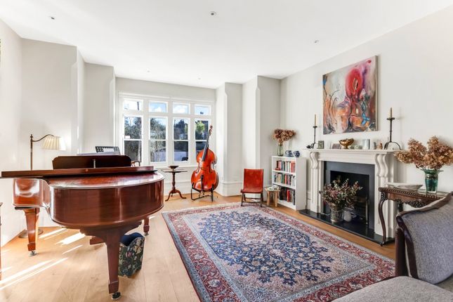 2, Onslow Gardens, London photo 3