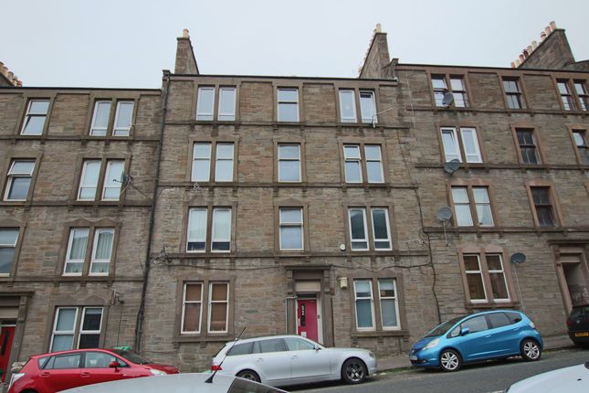 Thumbnail Flat for sale in Provost Road, Dundee