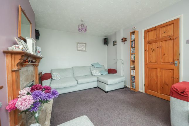 45 Renfrew Road, Lincoln, Lincolnshire photo 3