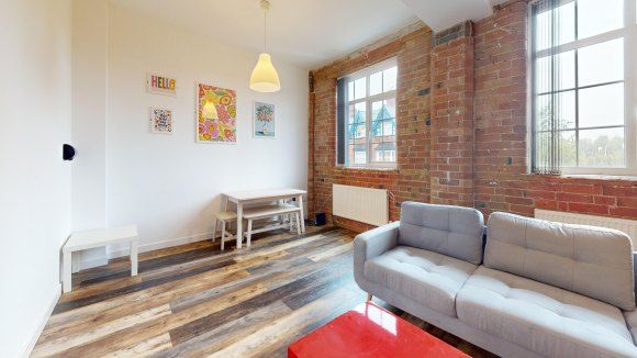 Flat-1-52-Braunstone-Gate-Living-Room 1