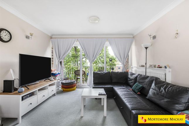 11, Maplin Close, London photo 2