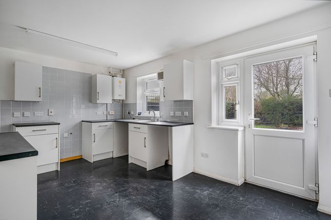 69, Croxford Gardens, Kidlington photo 2