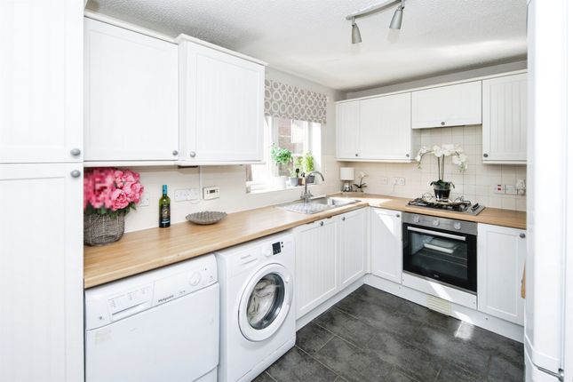 10, Ashley Way, Balsall Common photo 4