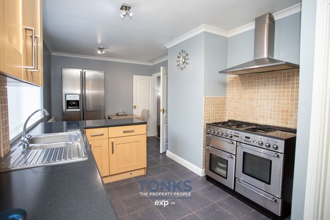 Faraday Avenue, Birmingham photo 2