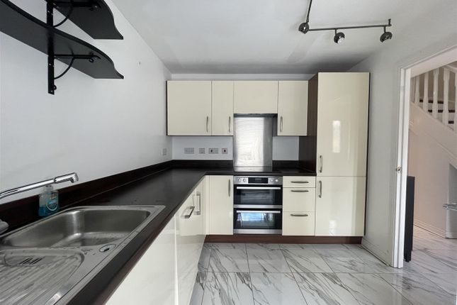 156, Cherry Tree Drive, Coventry photo 3