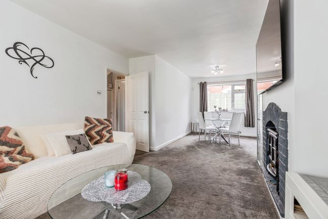 8, Moreton Drive, Greater Manchester photo 4