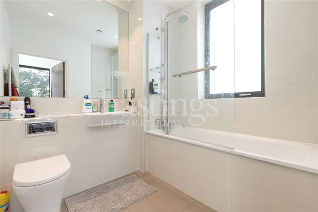 Flat to rent in Hornbeam House, 22 Quebec Way, London